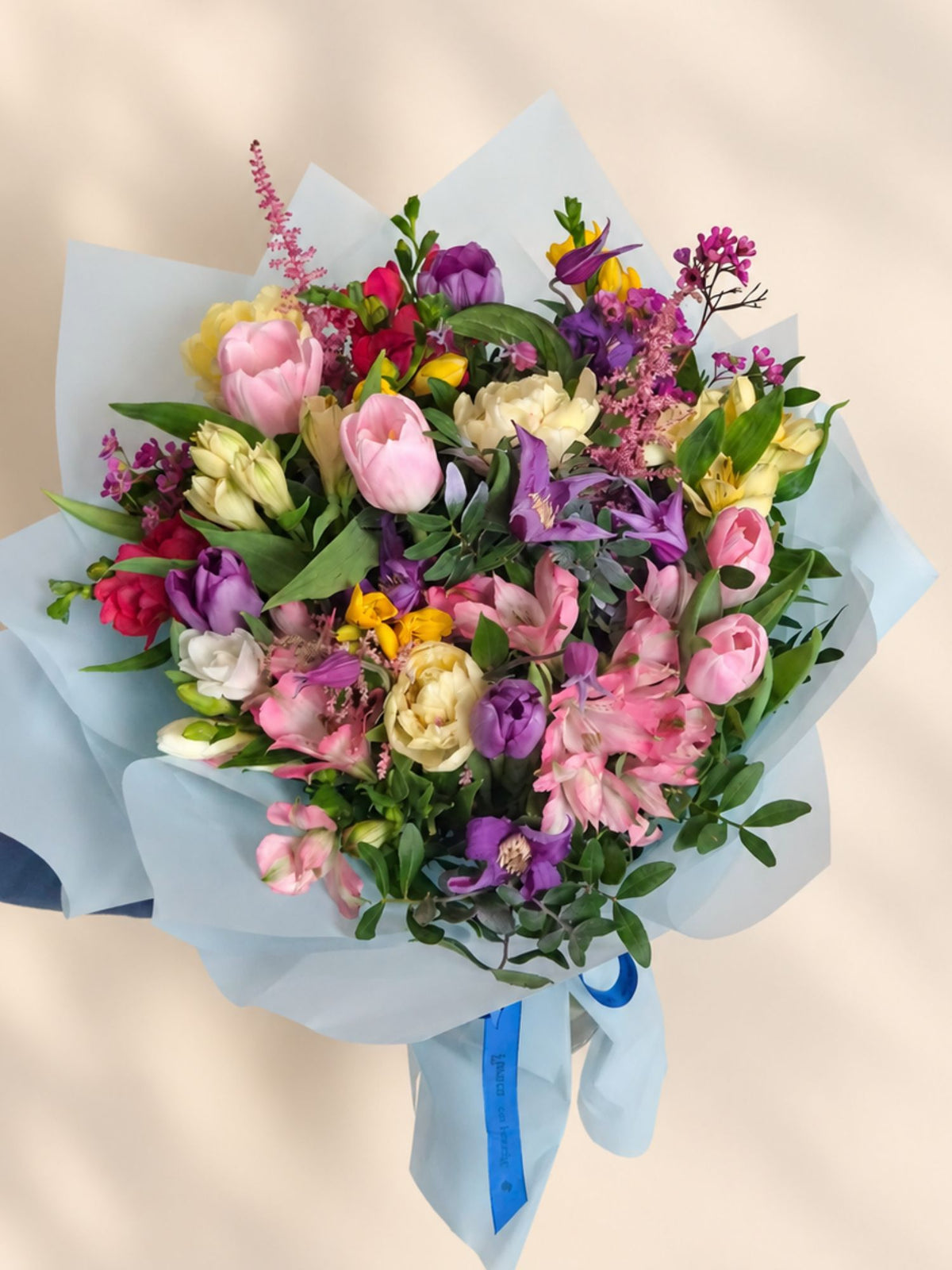 Buchet mare cu flori de primavara