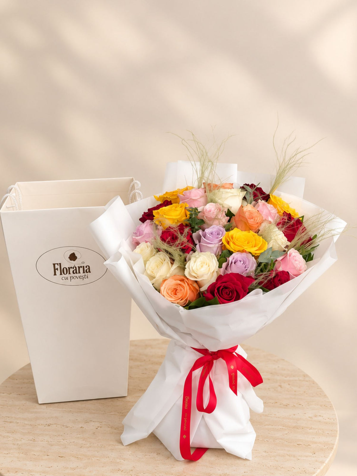 Flower bag cu 25 trandafiri asortati