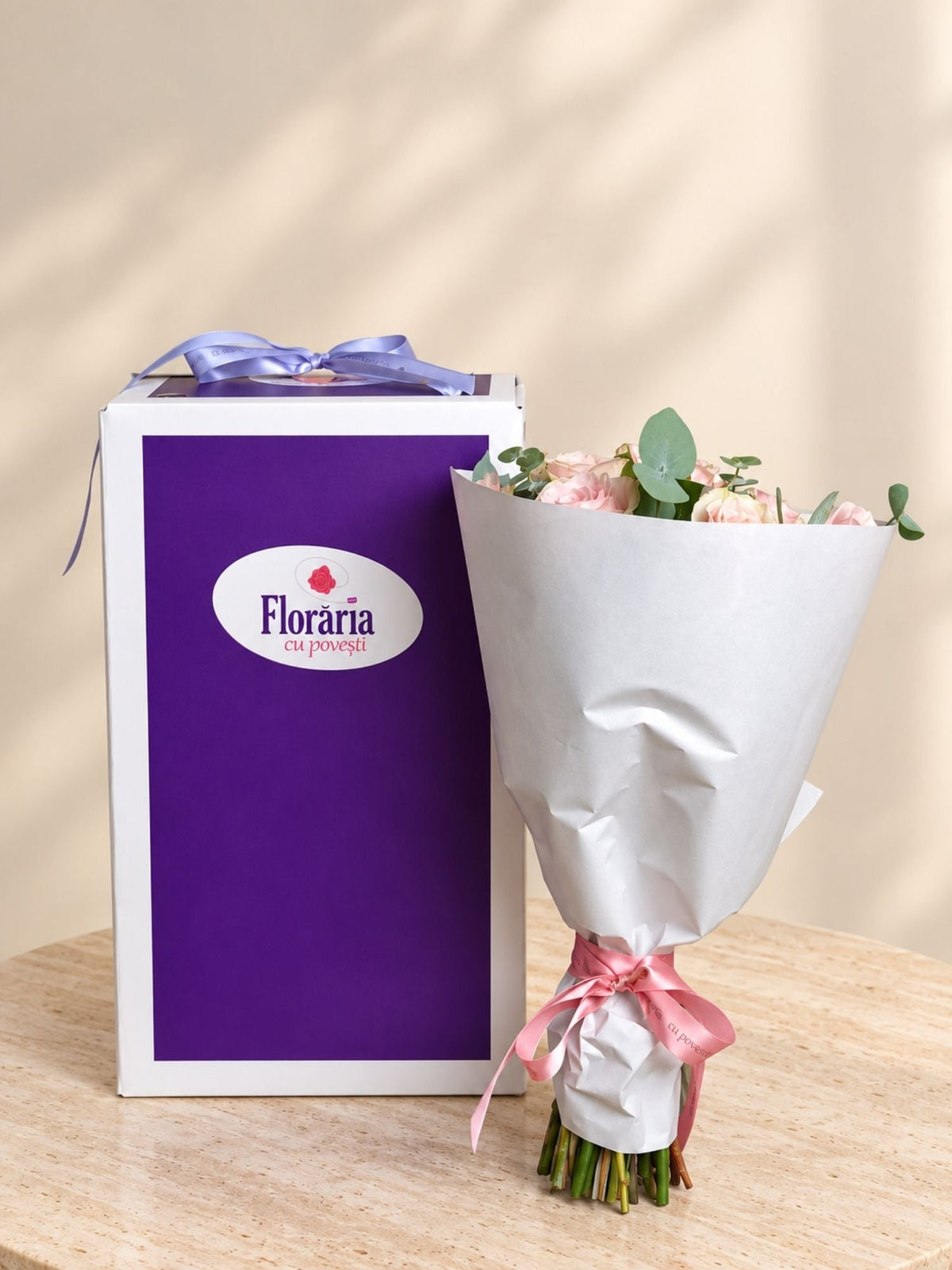Buchet 11 Trandafiri Roz - Floraria cu Povesti