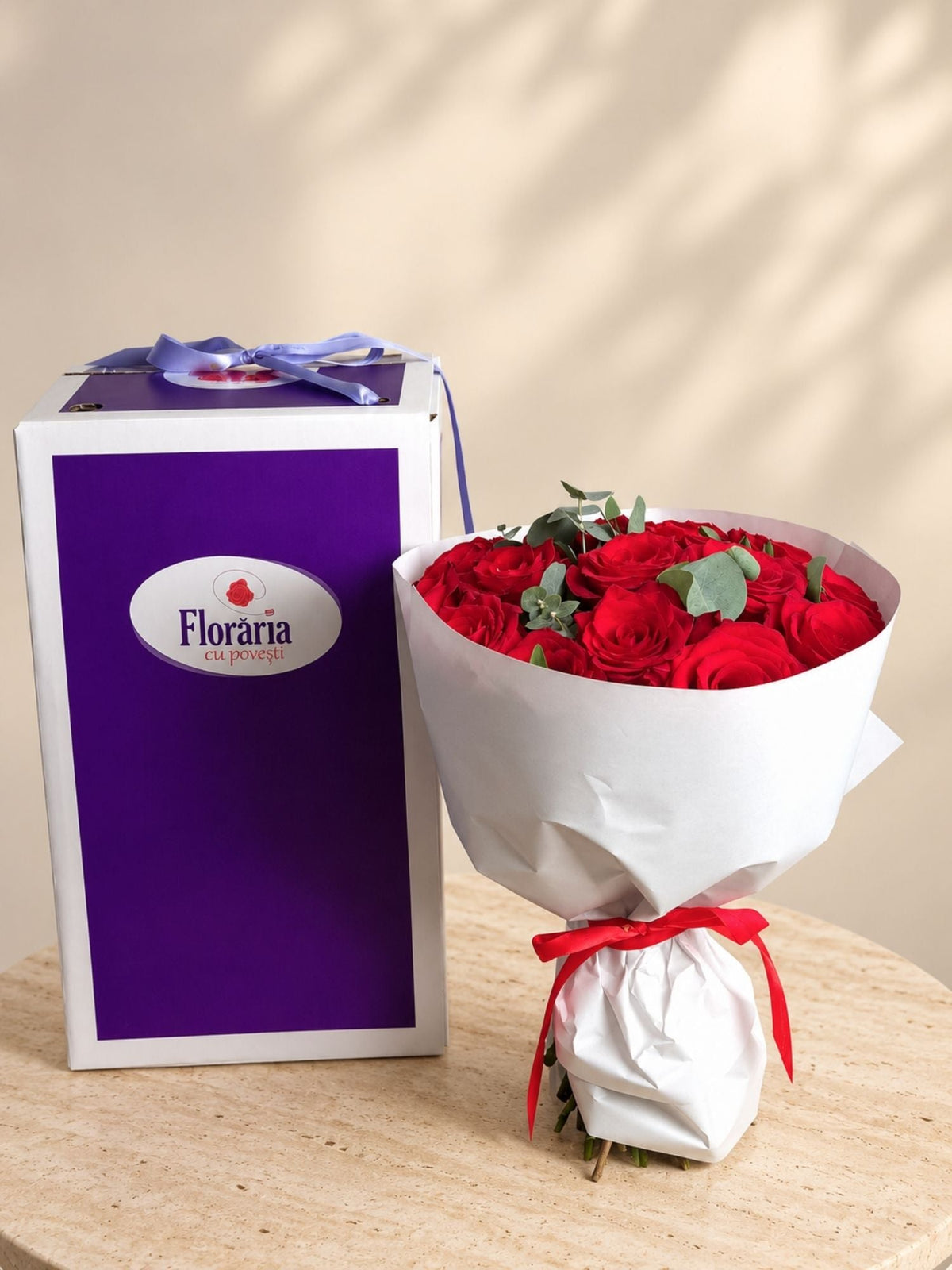 Buchet 13 Trandafiri Rosii - Floraria cu Povesti