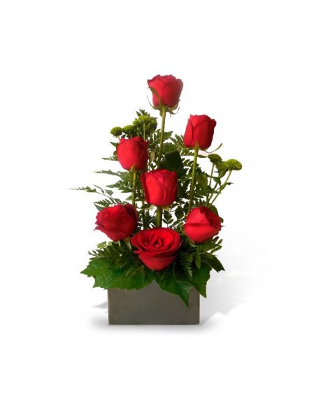 Aranjament  Elegance trandafiri rosii