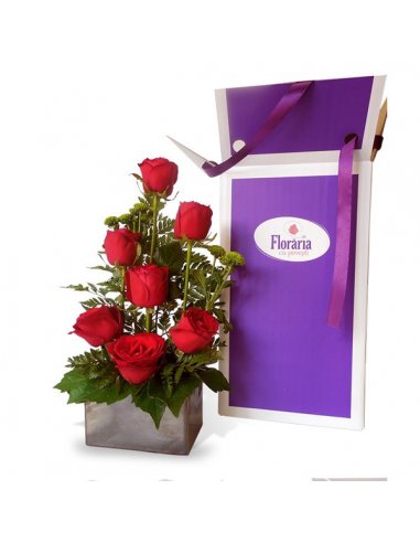 Aranjament  Elegance trandafiri rosii