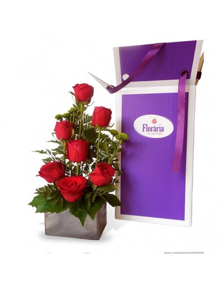 Aranjament  Elegance trandafiri rosii