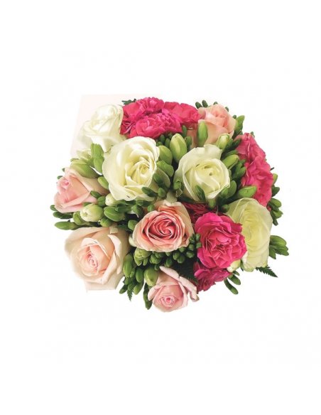 Buchet de cununie cu trandafiri albi roz miniroze si frezii