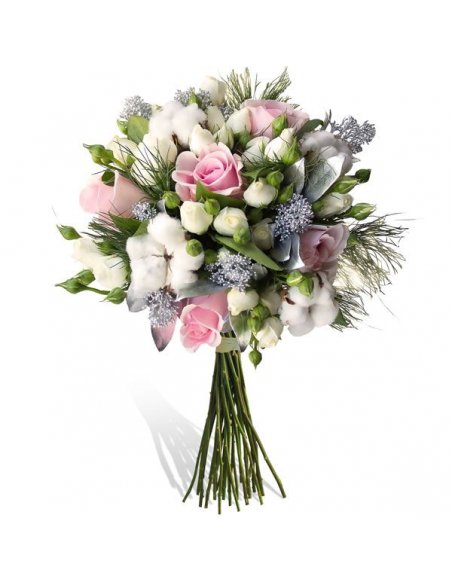 Buchet cu trandafiri roz miniroze bumbac si skimmia argintie