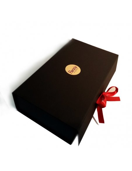 Cadou vin Mysterium si trabuc din ciocolata Venchi