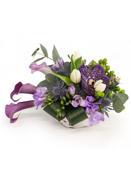  Cos de primavara cu flori mov