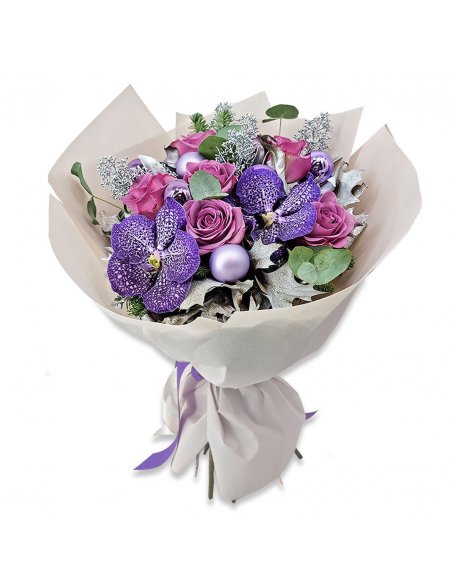 Buchet de sarbatoare cu trandafiri lila si orhidee