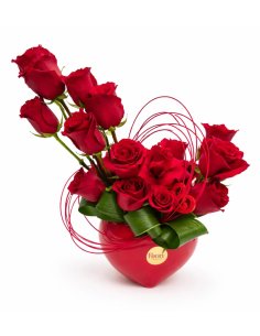 Aranjament in vas rosu inima