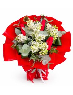 Buchet cu liliac alb si inimioare rosii 2