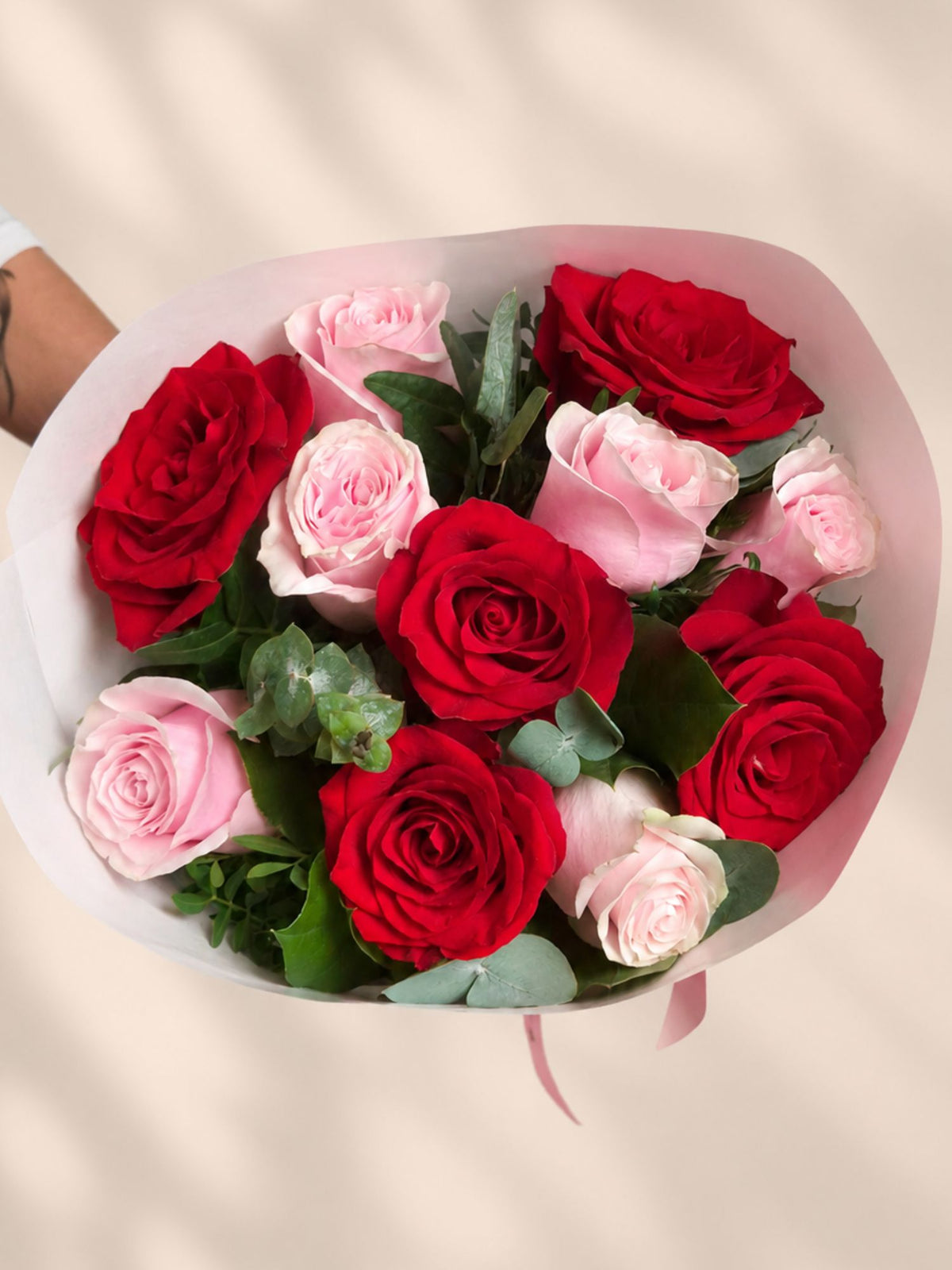 Buchet 11 Trandafiri Rosii si Roz