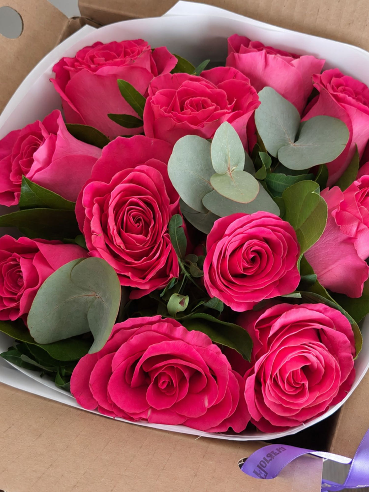 Buchet 19 trandafiri ciclam