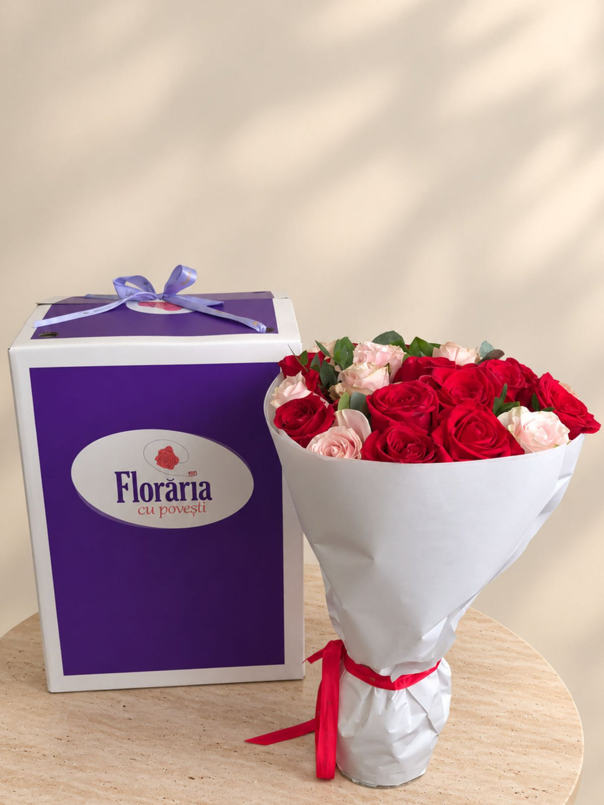 Buchet 25 trandafiri rosii si roz