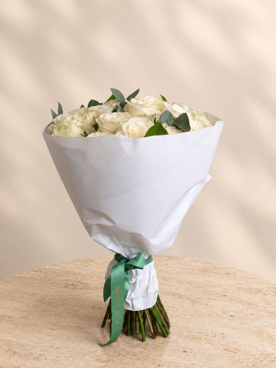 Buchet 25 trandafiri albi