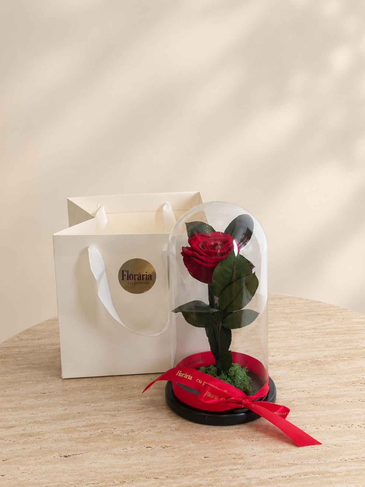 Trandafir Nemuritor Belle Rose Roșu