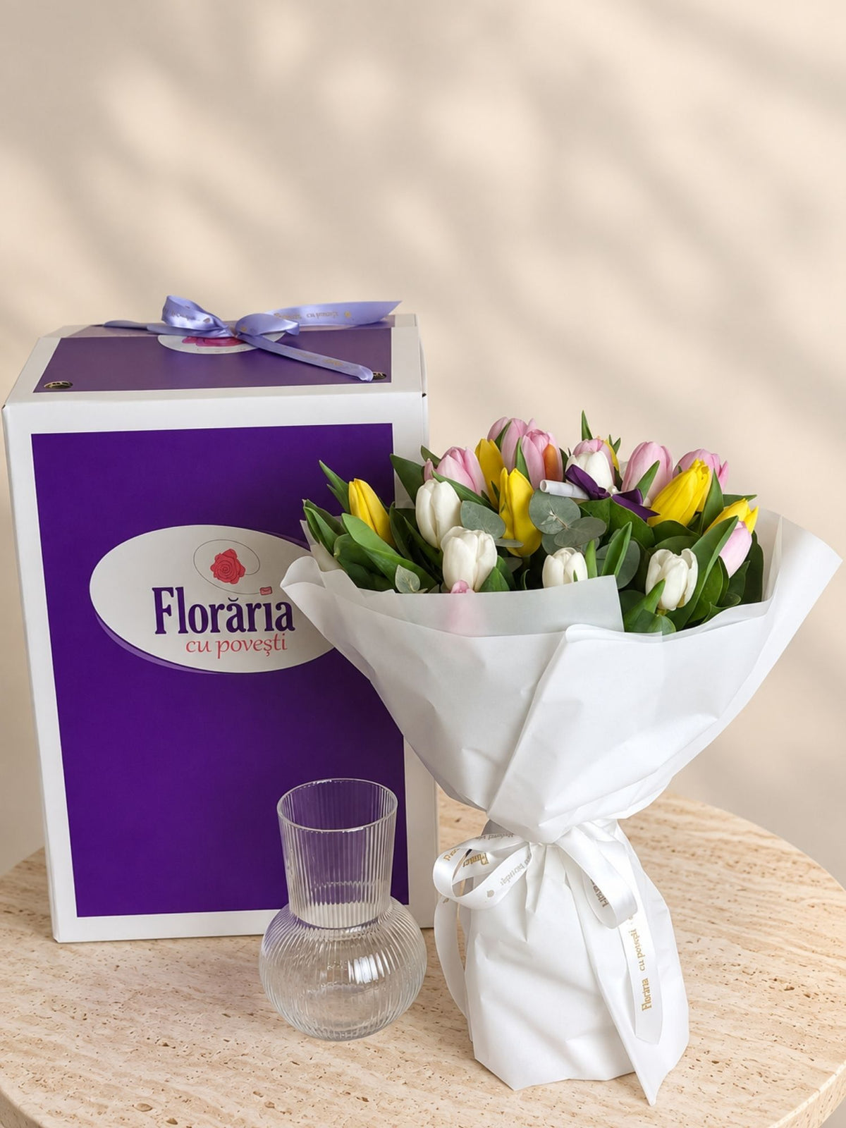 Buchet 25 lalele albe, roz si galbene