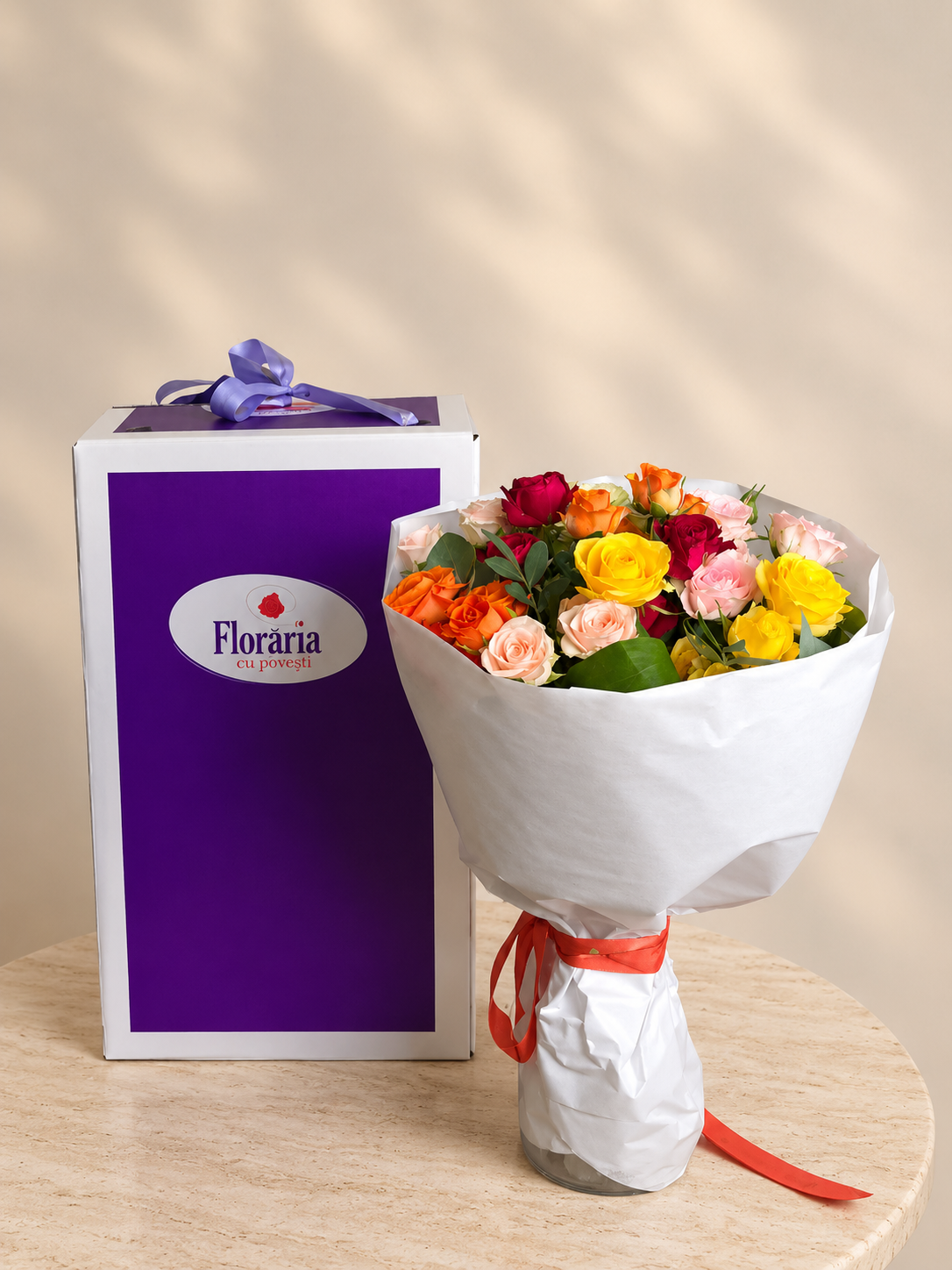 Buchet cu 9 miniroze asortate, langa Cutia Floraria cu Povesti
